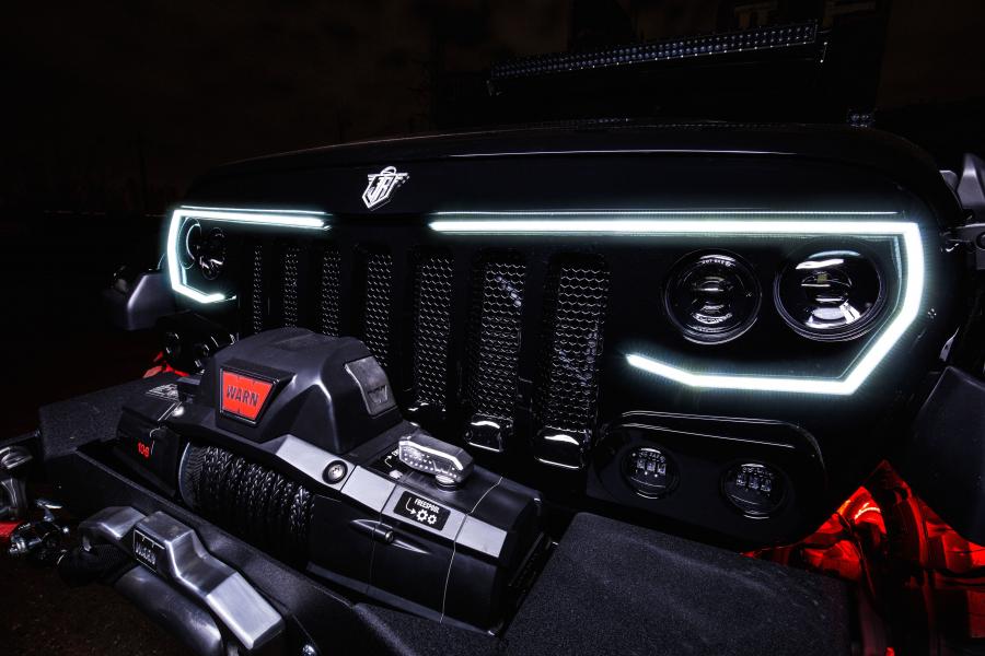Детали экстерьера Jeep Wrangler Sahara by Oracle Lighting 2019 года  (фото 7 из 9)